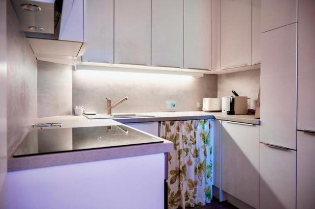 Cozy Apartment Steyr Mitte, Ruhig, Parkplatz, Terasse, 2 Schlafzimmer, Wlan Exterior foto